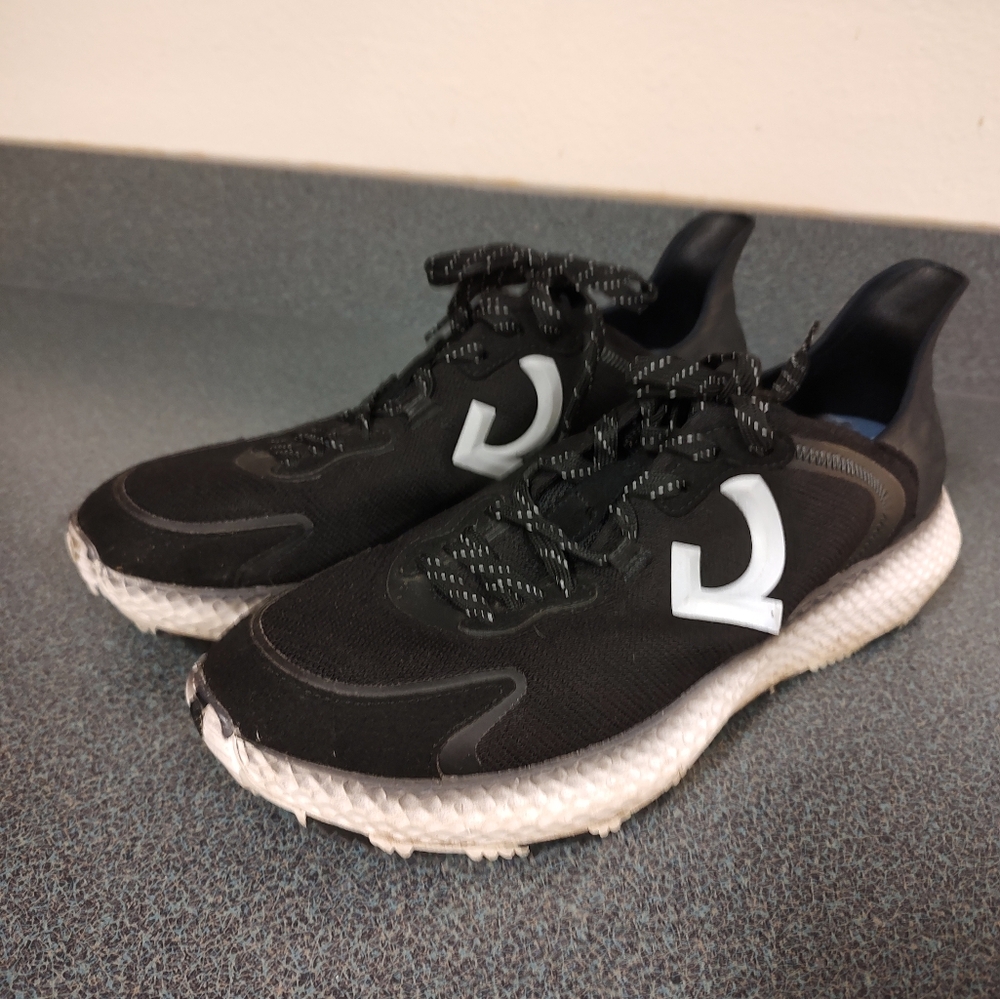 G/Fore G4 Mens Golf Shoes Trainers US 11 Black White